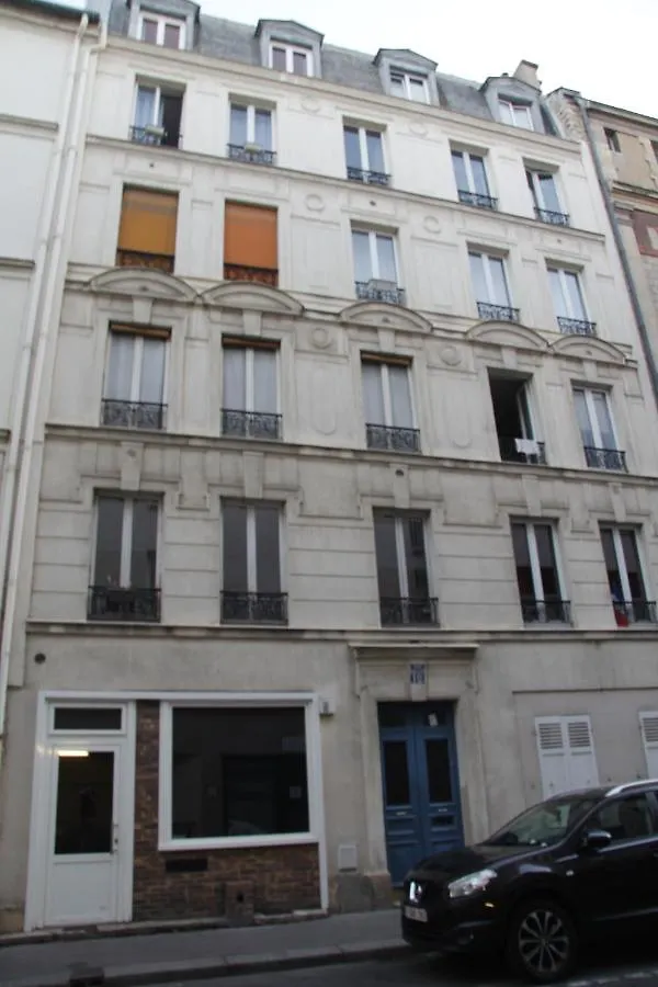 Well Located Apartment In Paris Homestay